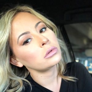 Meet your Posher, Jodi